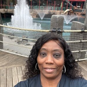 Meet your Posher, Donna